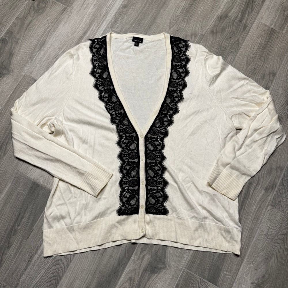 Torrid Cardigan Sweater Womens 4XL Cream Black Lace V-Neck Button Front Cotton